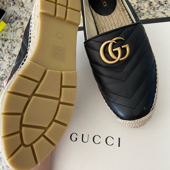 Gucci Shoes - Picture 2 of 4